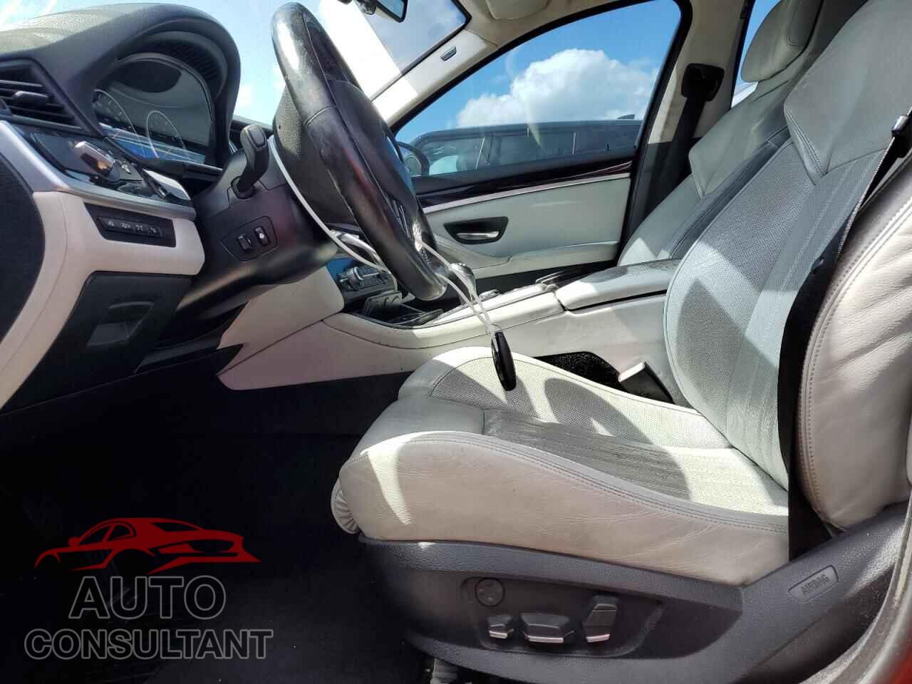 BMW M5 2013 - WBSFV9C57DC773911