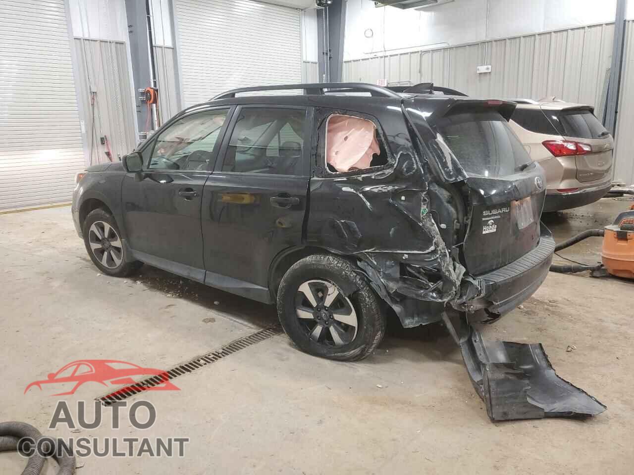 SUBARU FORESTER 2017 - JF2SJAGC9HH555295