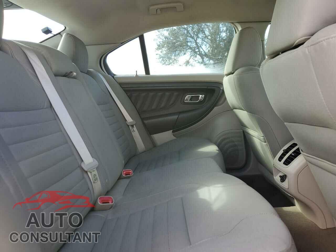 FORD TAURUS 2012 - 1FAHP2DW2CG122000
