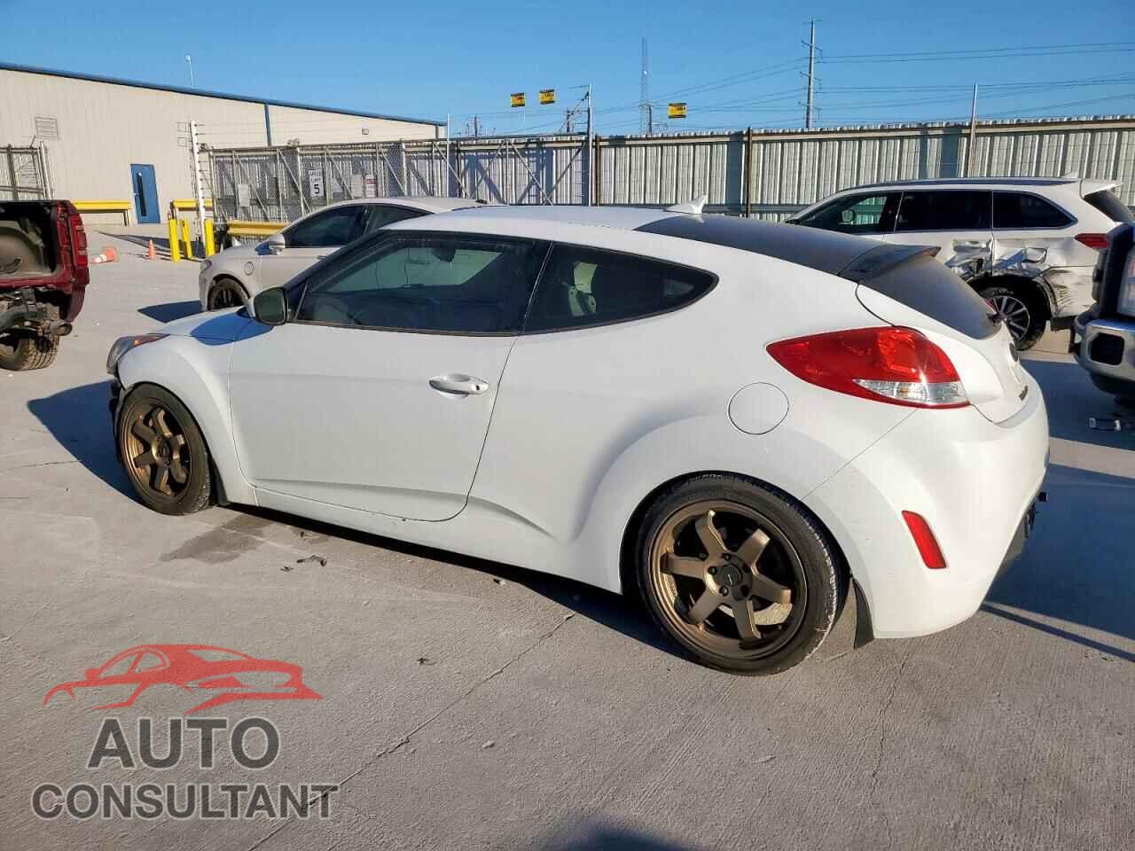 HYUNDAI VELOSTER 2013 - KMHTC6AD3DU144662