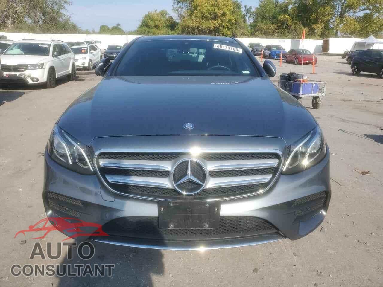 MERCEDES-BENZ E-CLASS 2017 - WDDZF4KB3HA186625