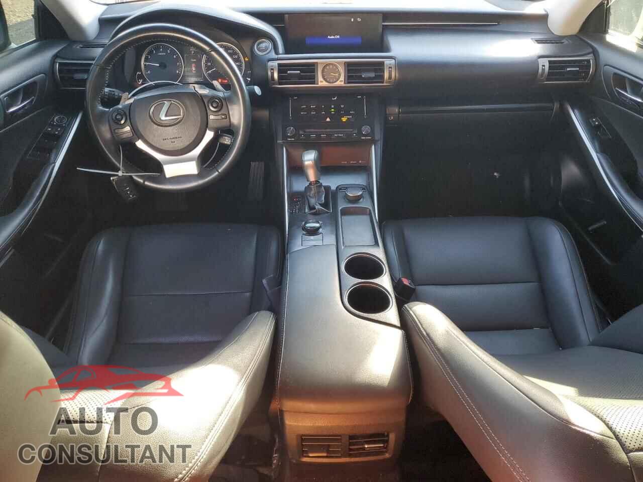 LEXUS IS 2014 - JTHBF1D23E5021670