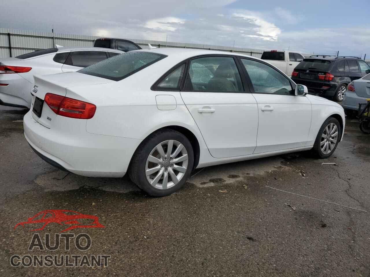 AUDI A4 2013 - WAUAFAFL7DN033397