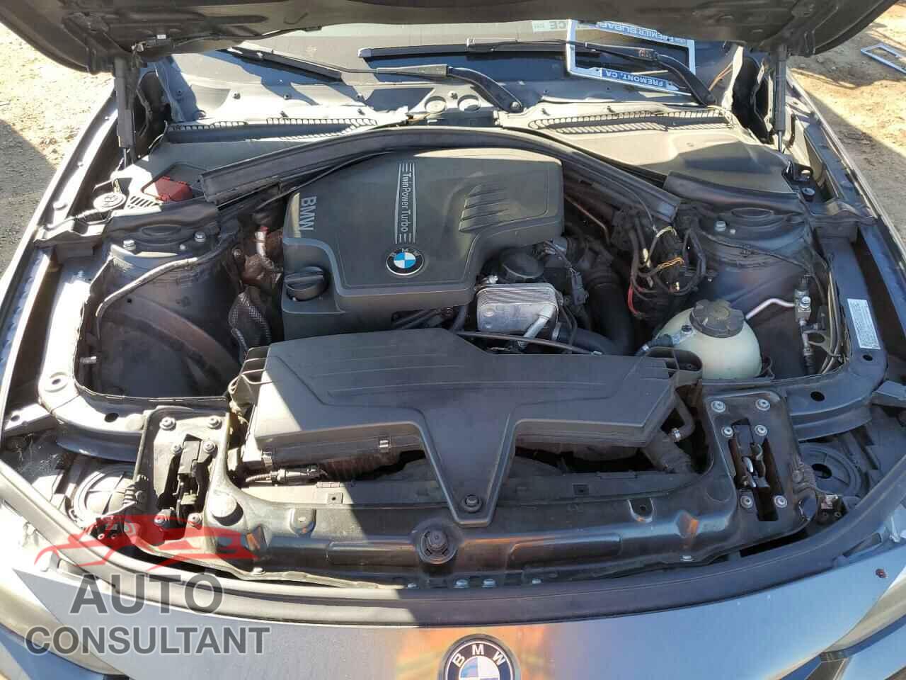 BMW 3 SERIES 2014 - WBA3C1C58EK105802