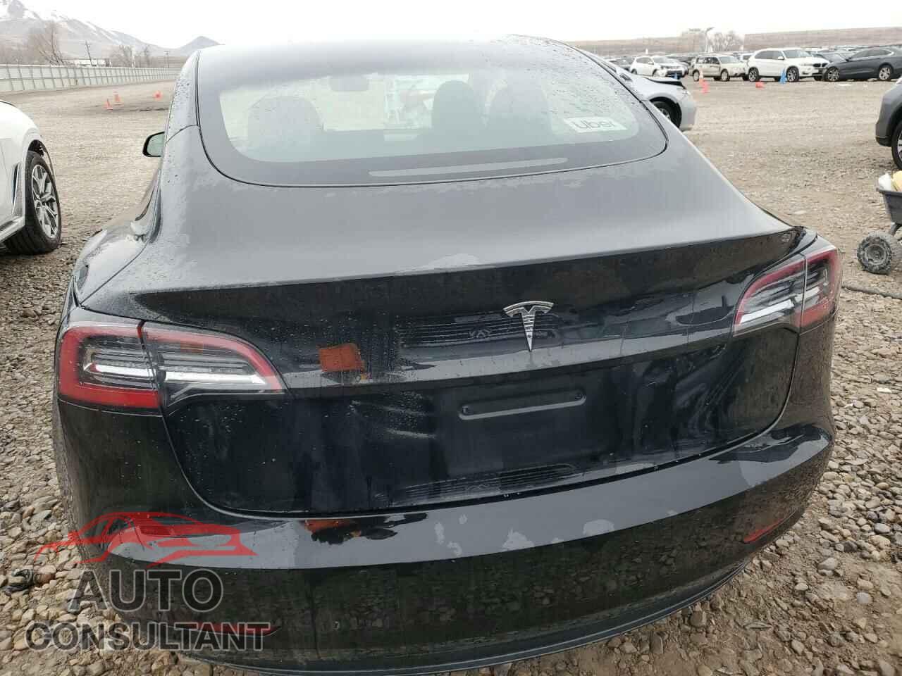 TESLA MODEL 3 2022 - 5YJ3E1EA7NF371459
