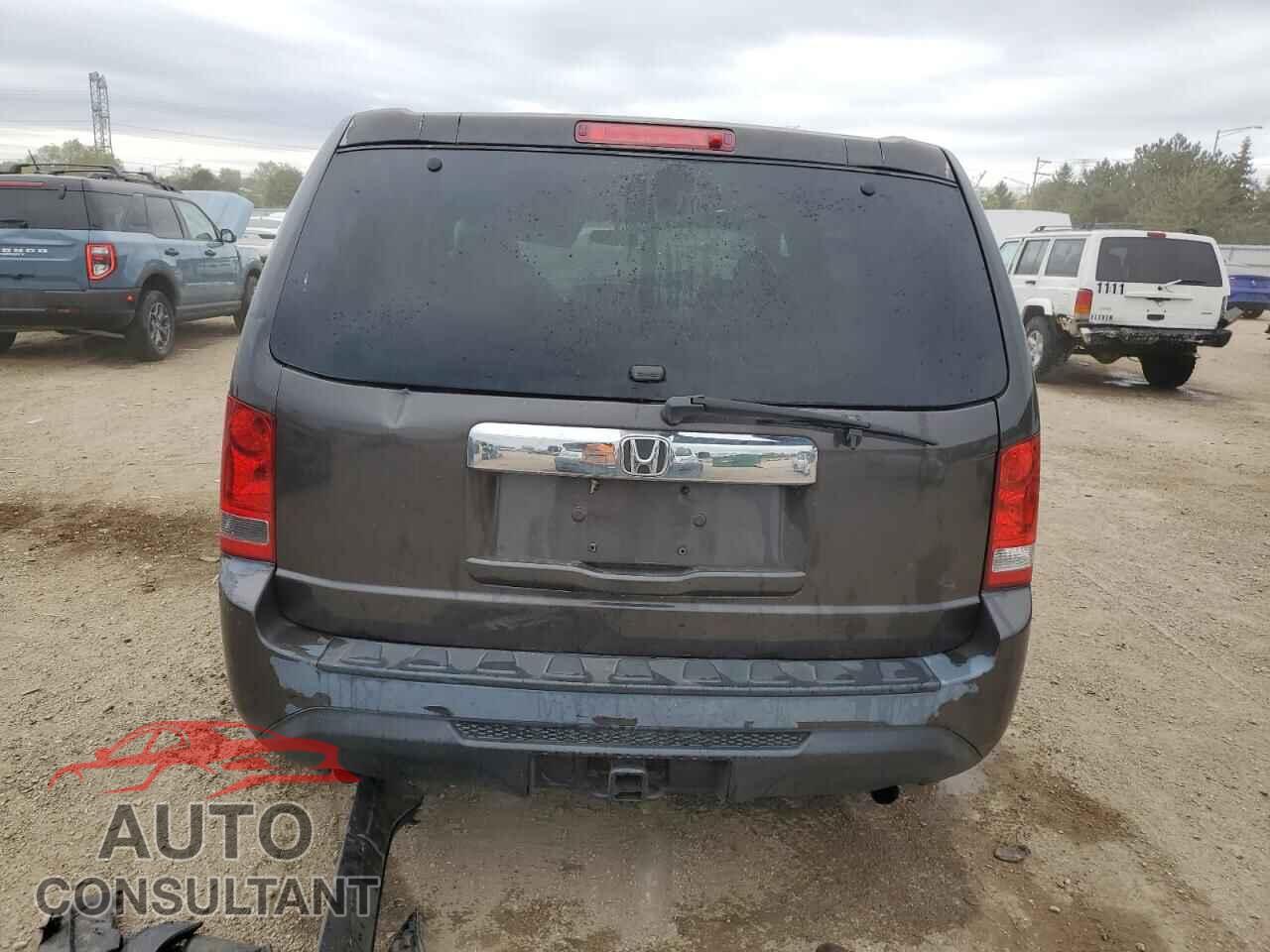 HONDA PILOT 2012 - 5FNYF4H22CB005169
