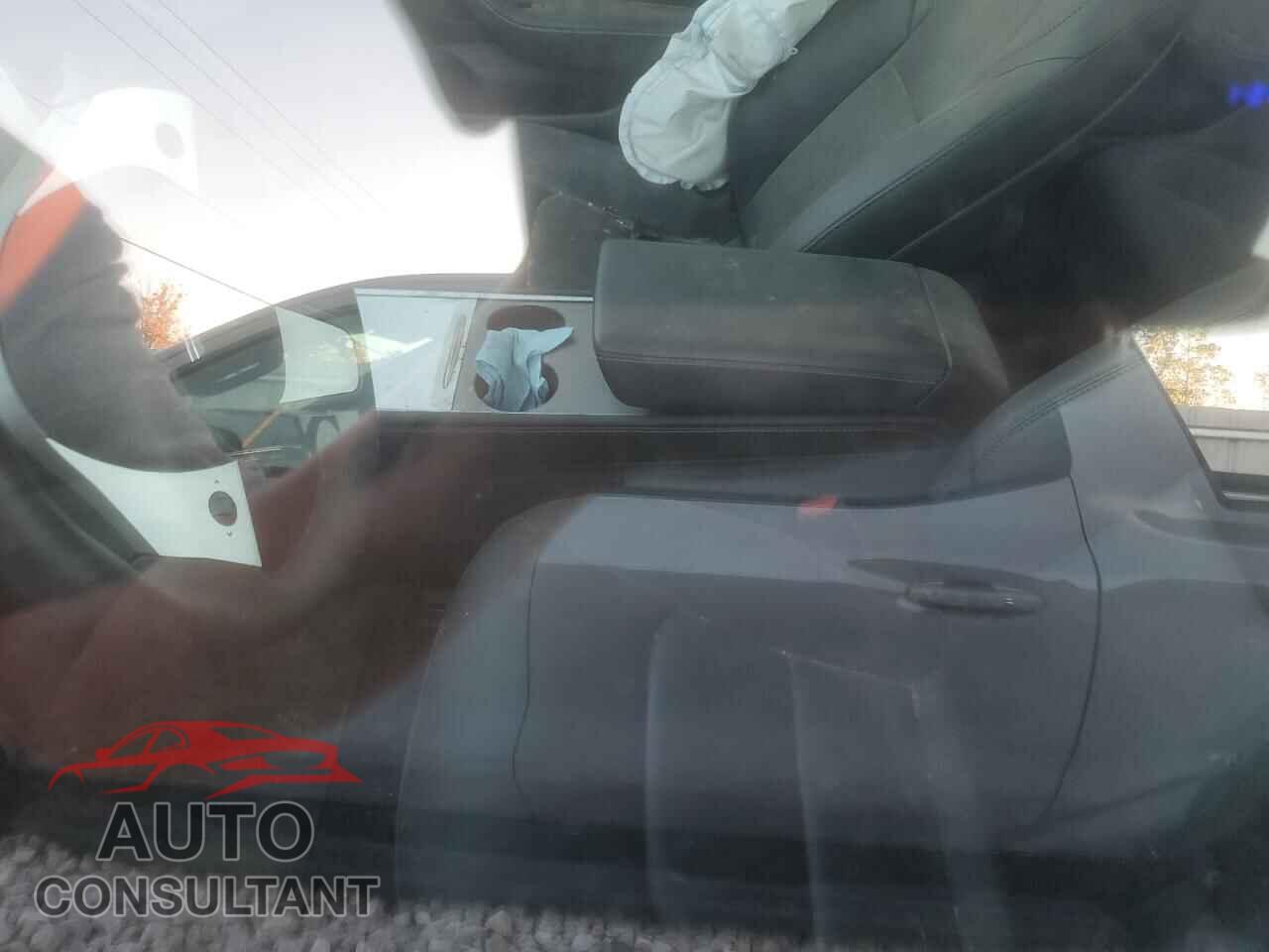 TESLA MODEL 3 2023 - 5YJ3E1EB9PF392776