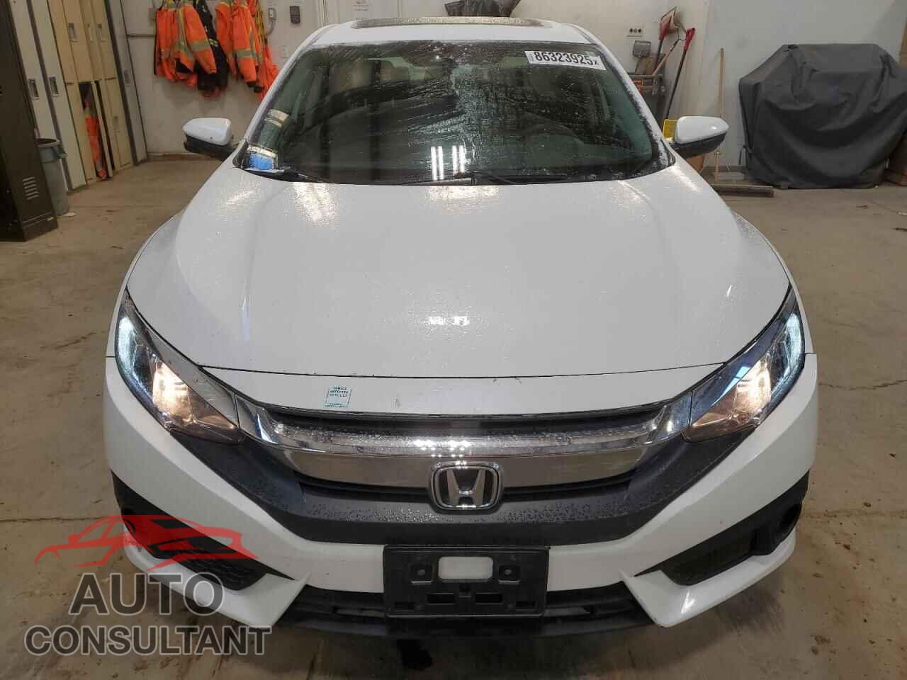 HONDA CIVIC 2017 - 2HGFC2F84HH036292