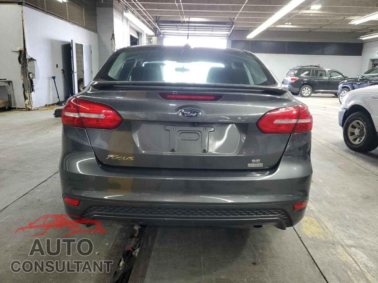 FORD FOCUS 2015 - 1FADP3FE8FL355142