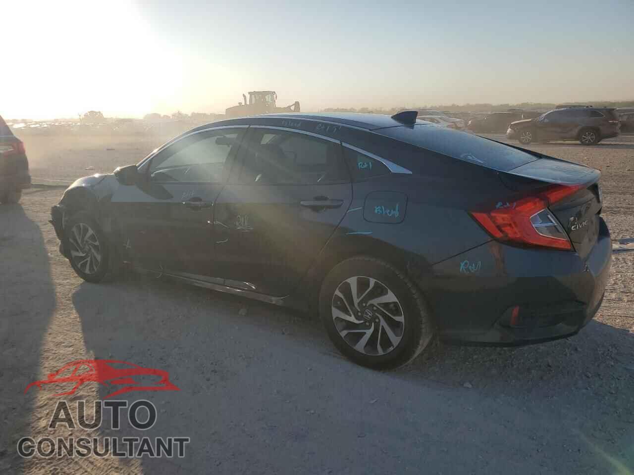 HONDA CIVIC 2017 - 19XFC2F70HE030927