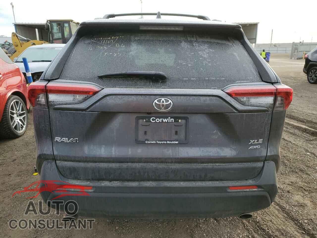 TOYOTA RAV4 2019 - JTMP1RFV5KD034109