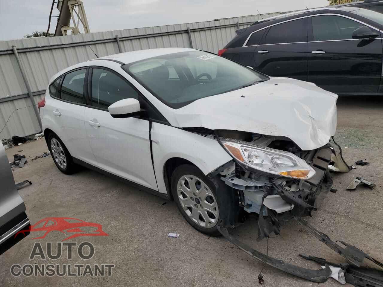 FORD FOCUS 2012 - 1FAHP3K23CL405504