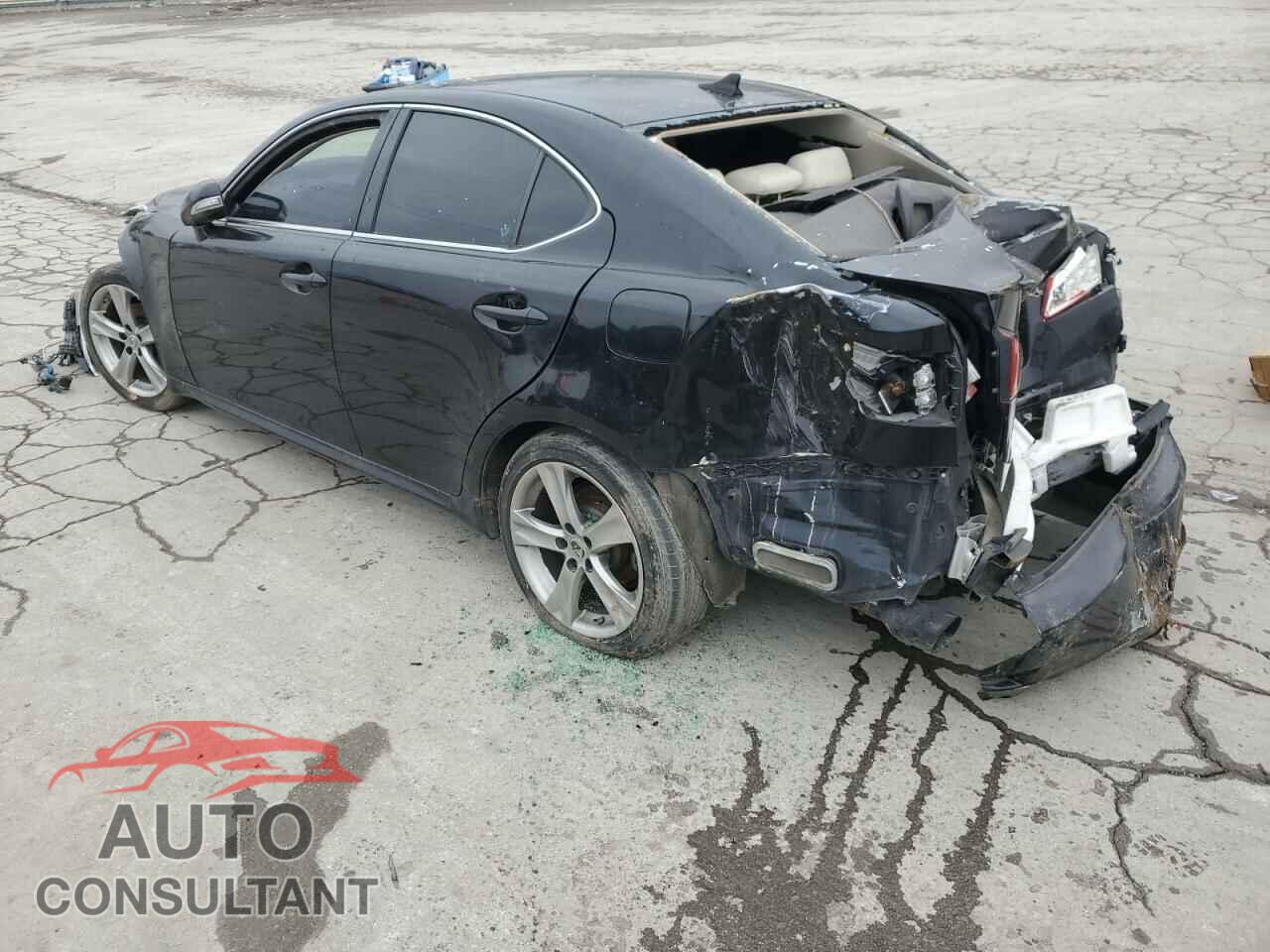 LEXUS IS 2011 - JTHBF5C28B5155532