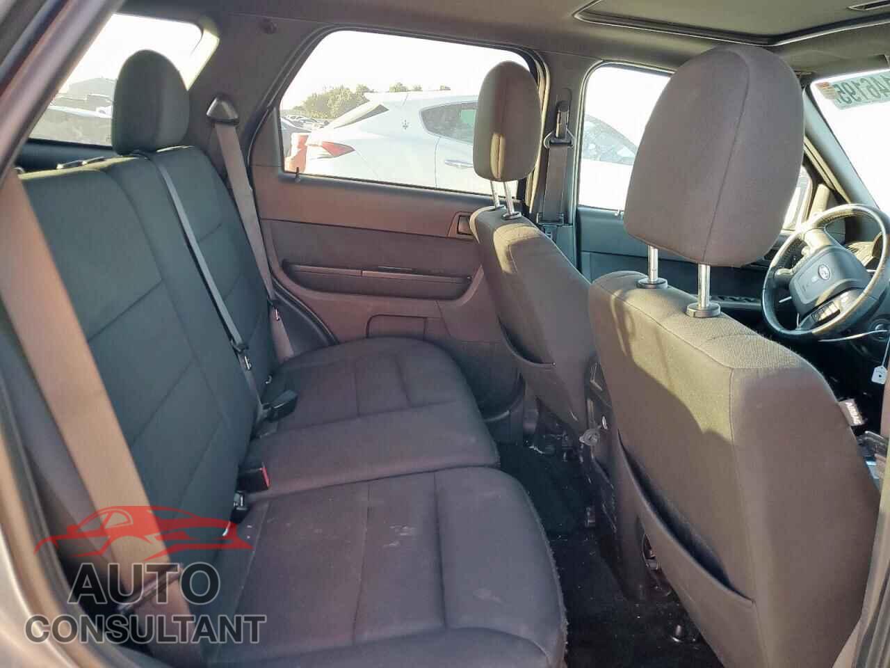 FORD ESCAPE 2012 - 1FMCU0D77CKA64498