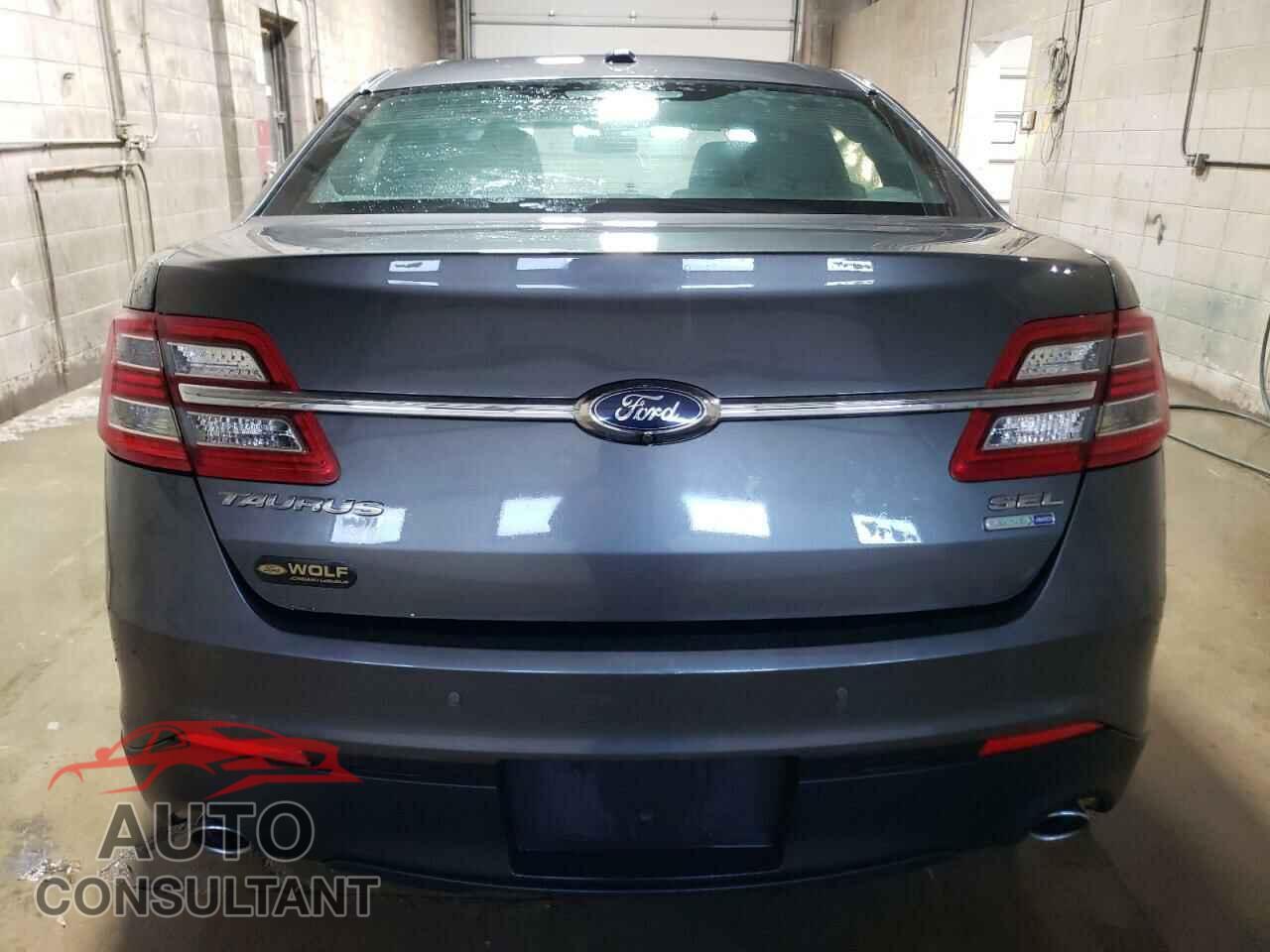 FORD TAURUS 2017 - 1FAHP2H84HG139089