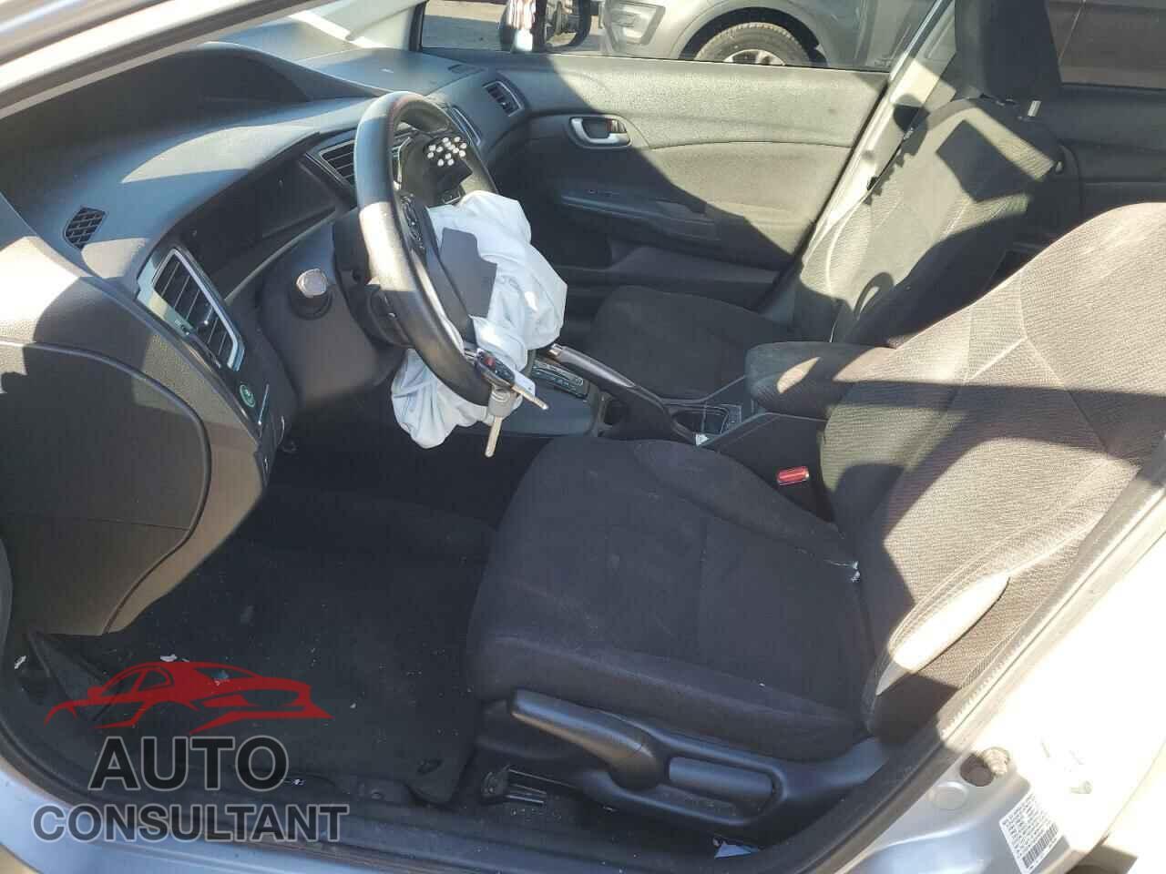 HONDA CIVIC 2013 - 2HGFB2F50DH582087