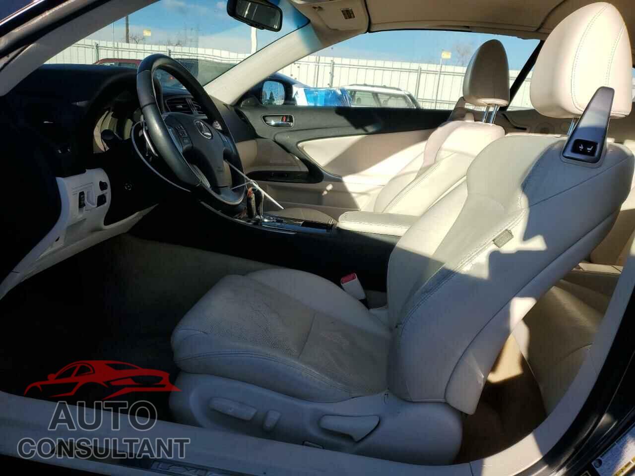 LEXUS IS 2010 - JTHFF2C27A2508679