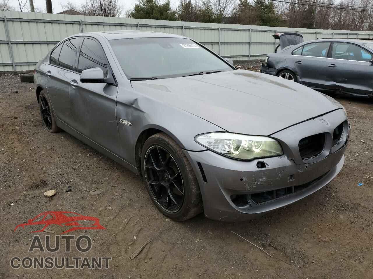 BMW 5 SERIES 2012 - WBAFR7C54CC810165