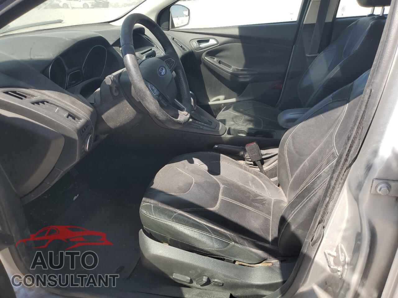 FORD FOCUS 2015 - 1FADP3F23FL276595