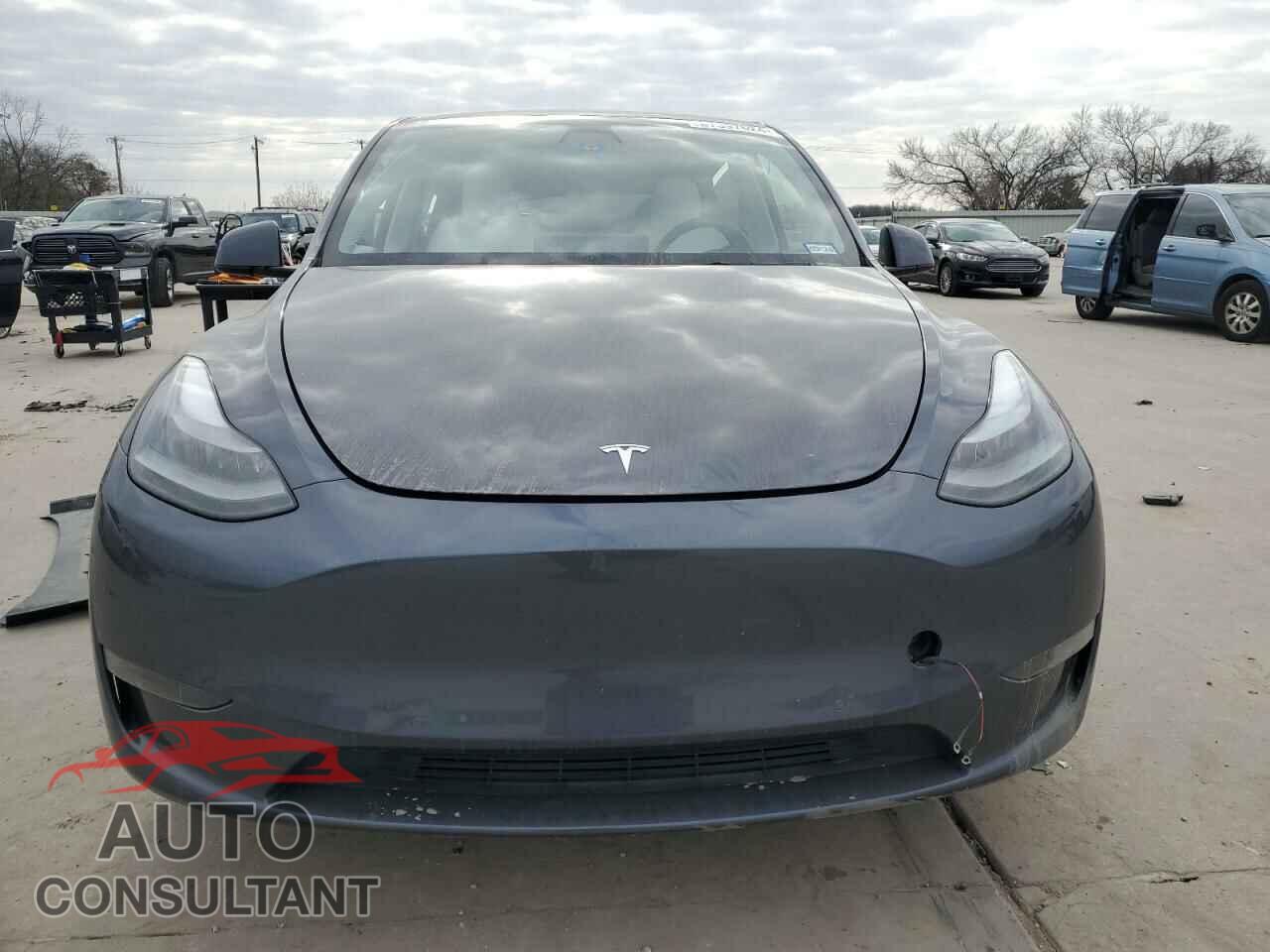 TESLA MODEL Y 2022 - 7SAYGDEE8NF549676