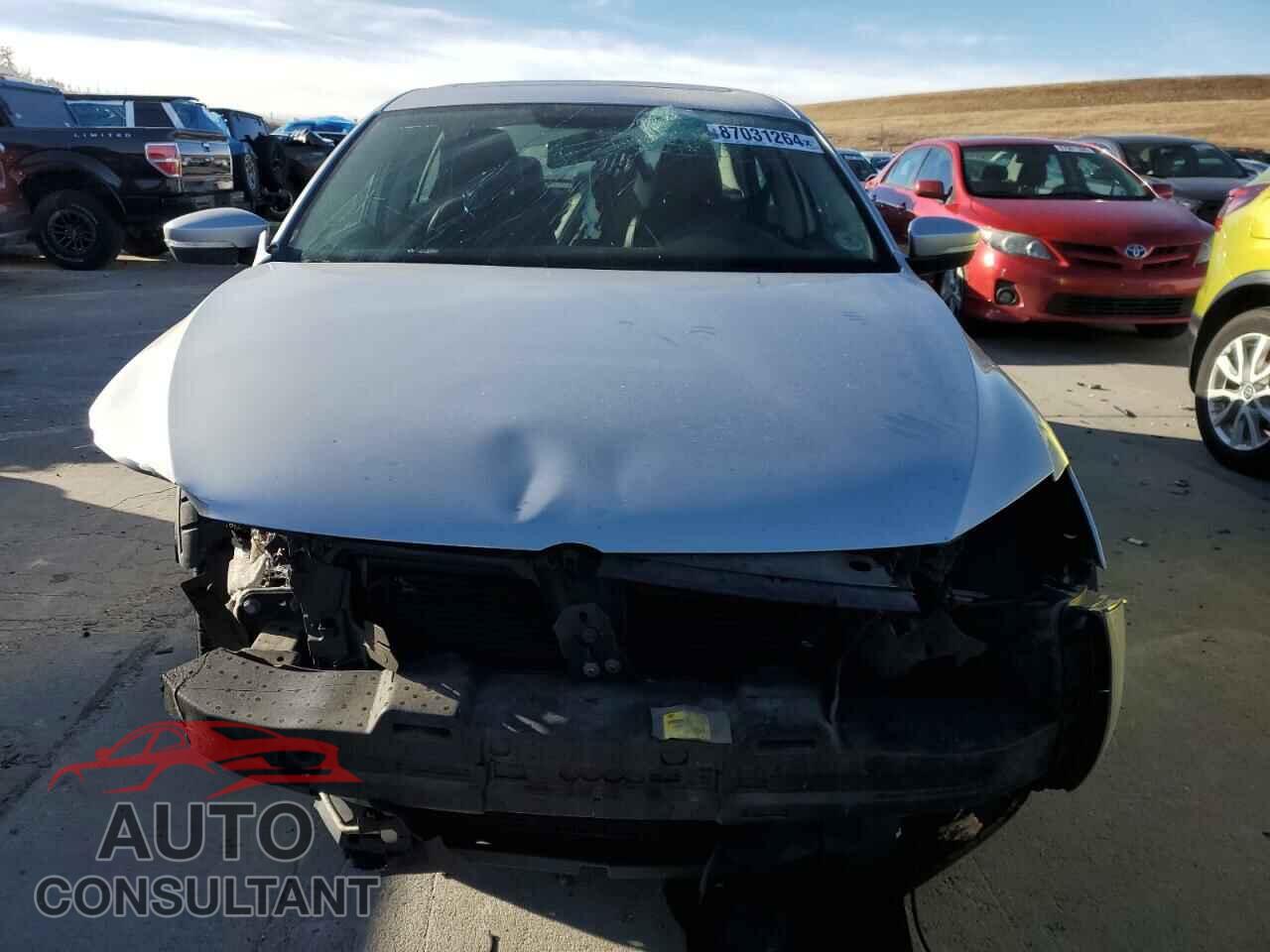 VOLKSWAGEN JETTA 2012 - 3VWDX7AJ3CM367941