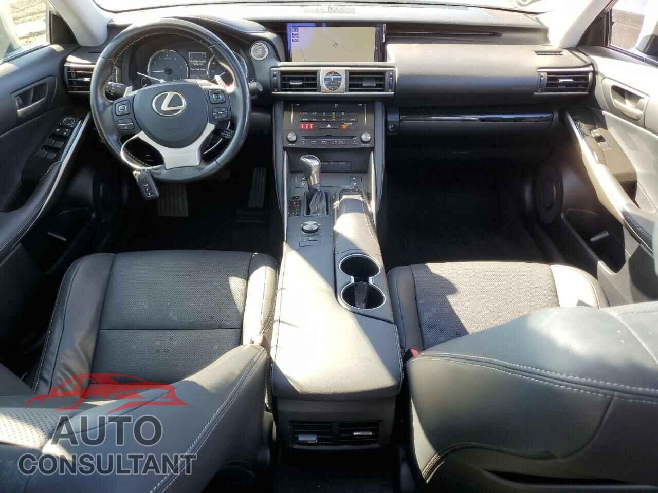 LEXUS IS 2017 - JTHBA1D20H5039157