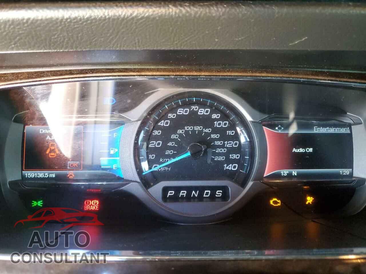 FORD TAURUS 2017 - 1FAHP2F84HG125292