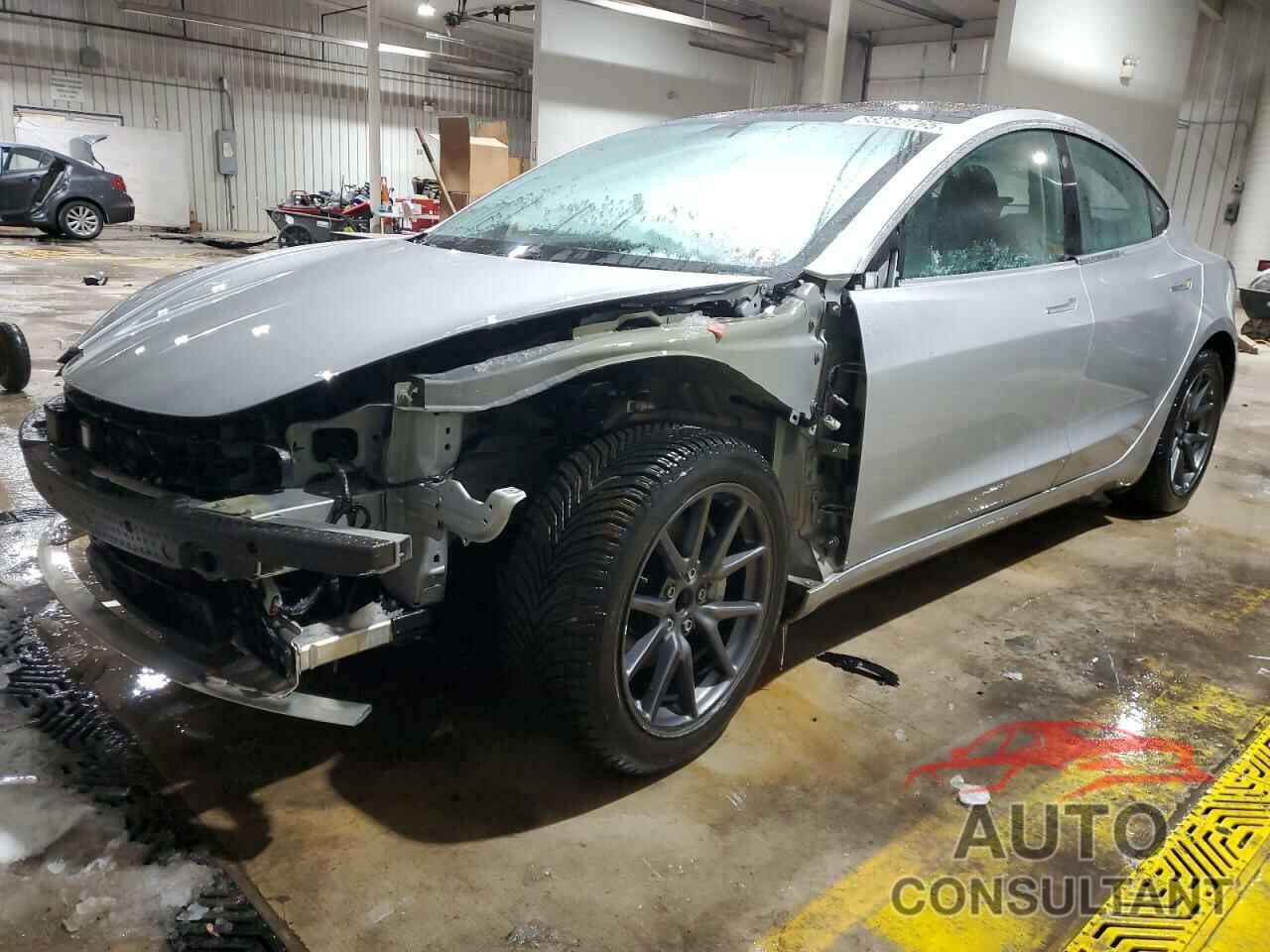 TESLA MODEL 3 2018 - 5YJ3E1EA4JF043930