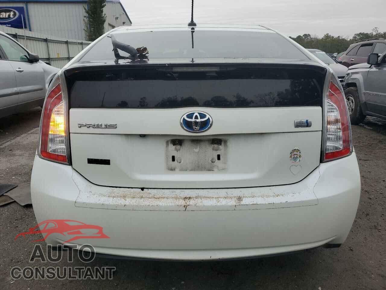 TOYOTA PRIUS 2014 - JTDKN3DU4E1854984