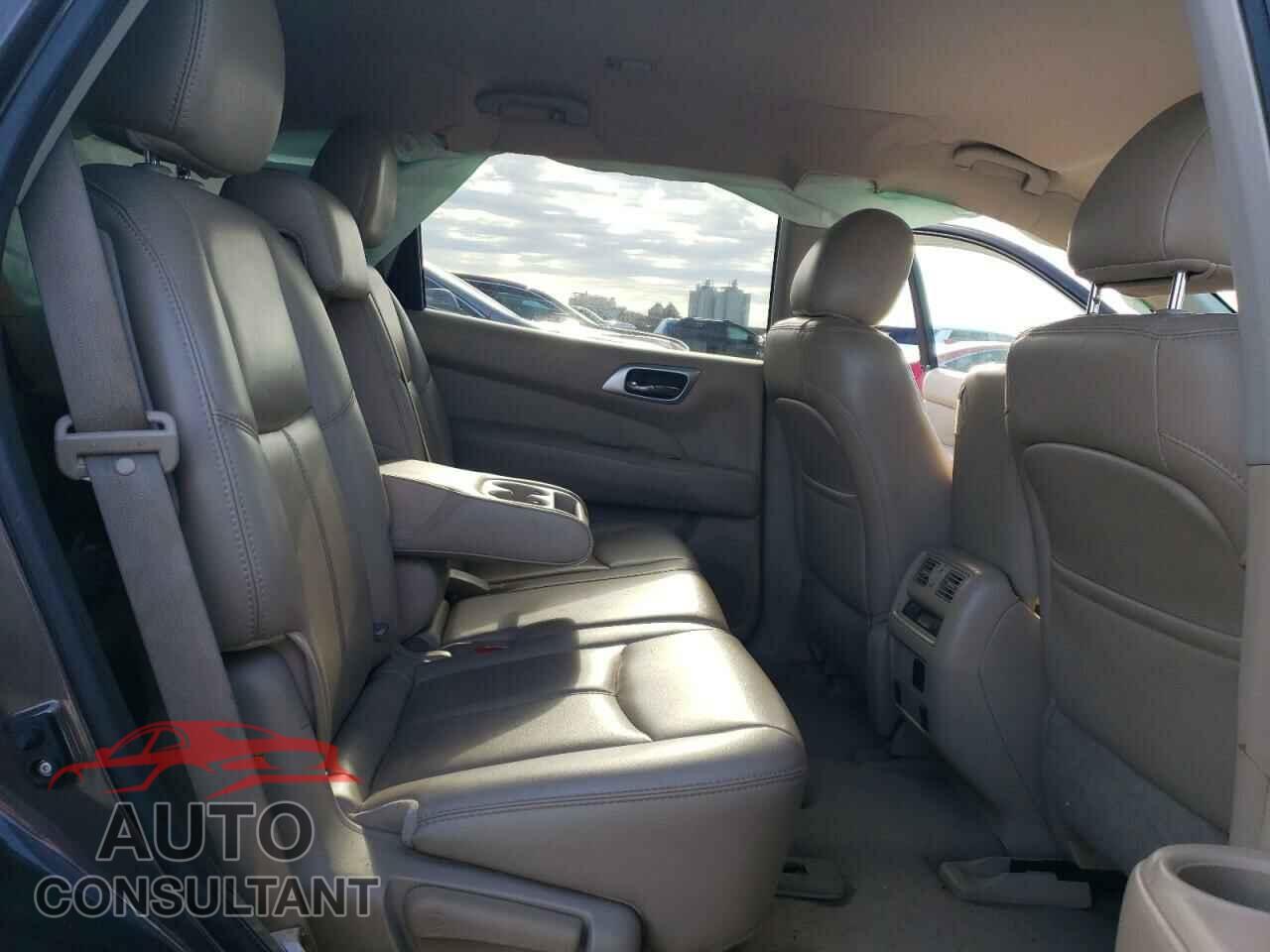 NISSAN PATHFINDER 2015 - 5N1AR2MN7FC624621