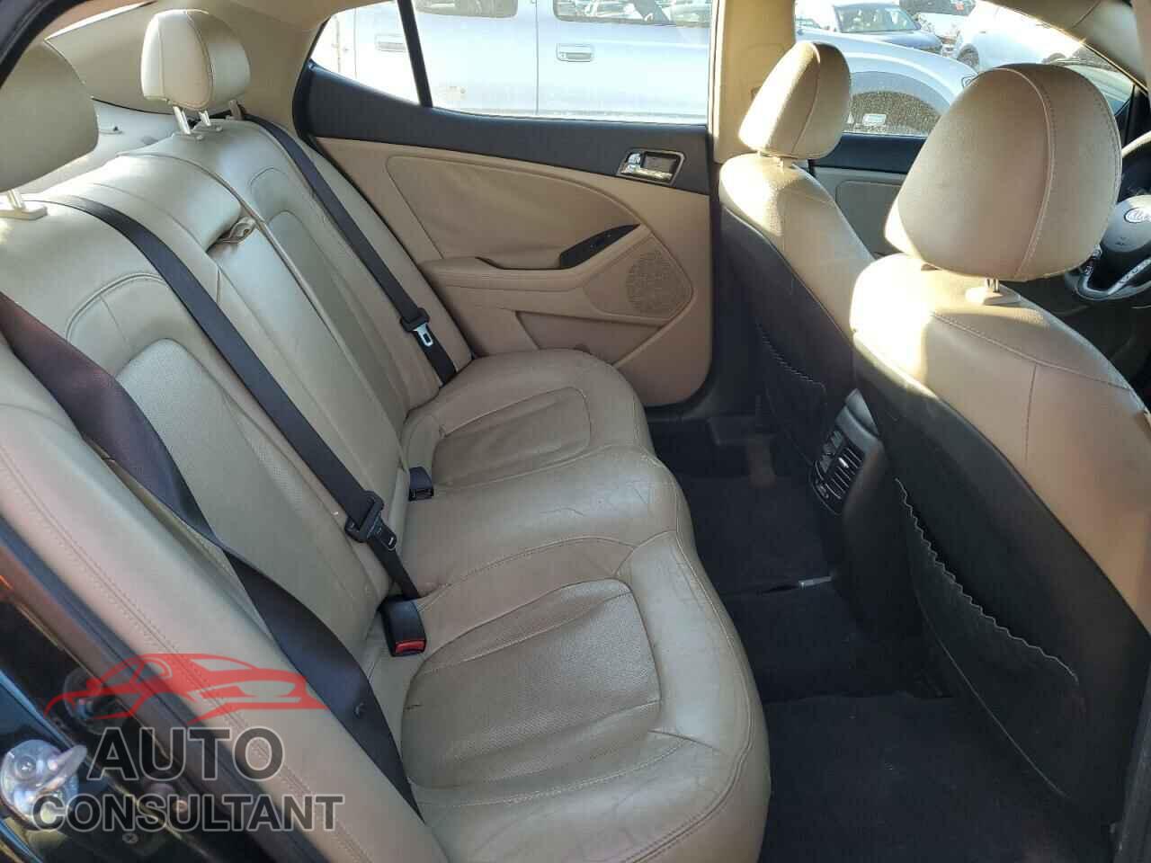 KIA OPTIMA 2011 - KNAGN4A76B5109312