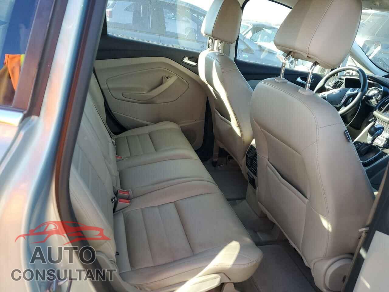 FORD CMAX 2013 - 1FADP5CU5DL548885