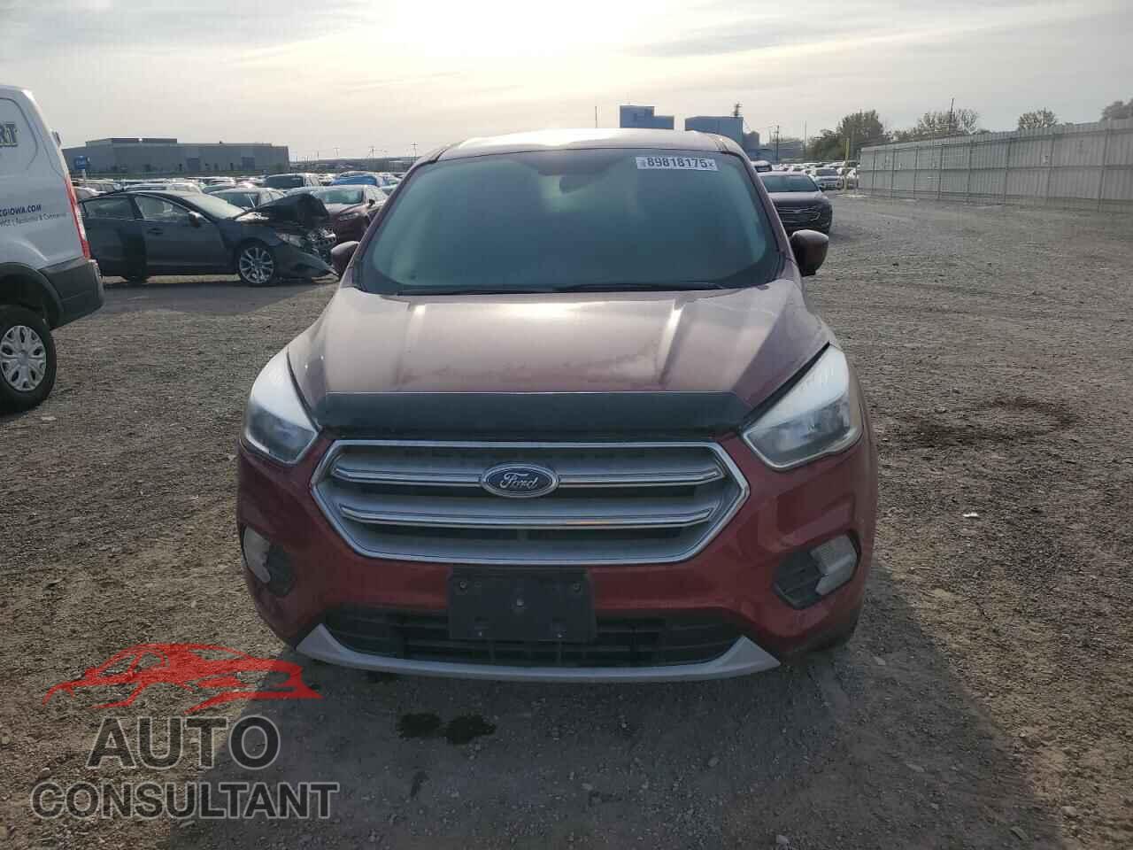 FORD ESCAPE 2017 - 1FMCU9GD8HUE10625