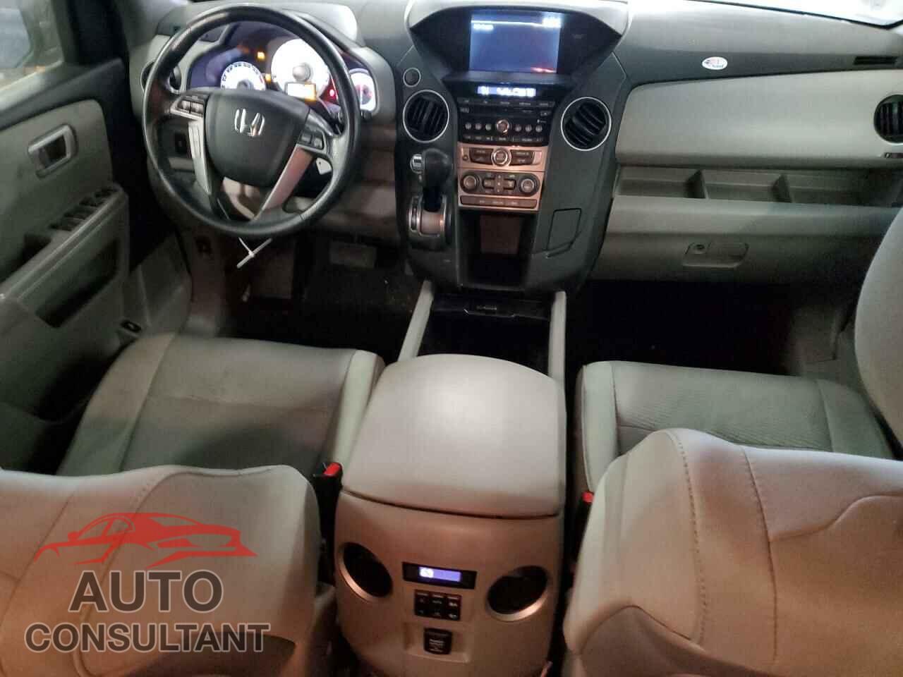 HONDA PILOT 2015 - 5FNYF4H29FB075272