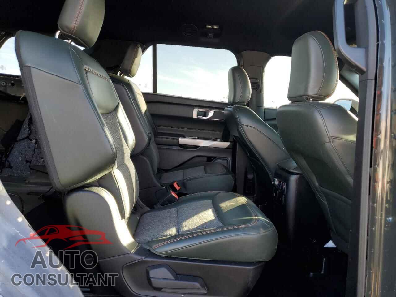 FORD EXPLORER 2022 - 1FMSK8JH2NGA33002
