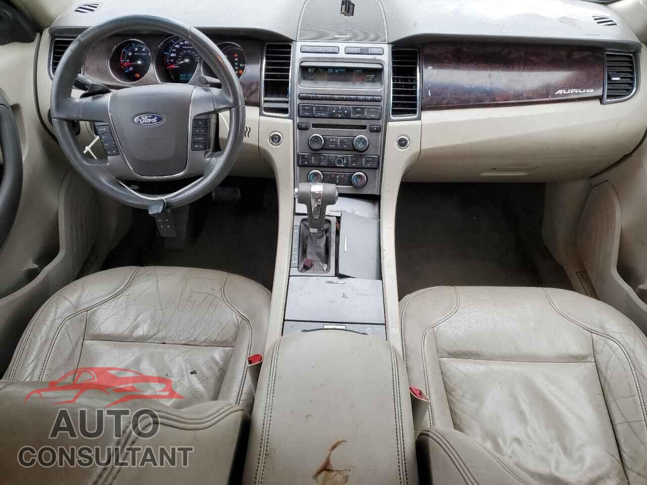 FORD TAURUS 2011 - 1FAHP2EW2BG137237