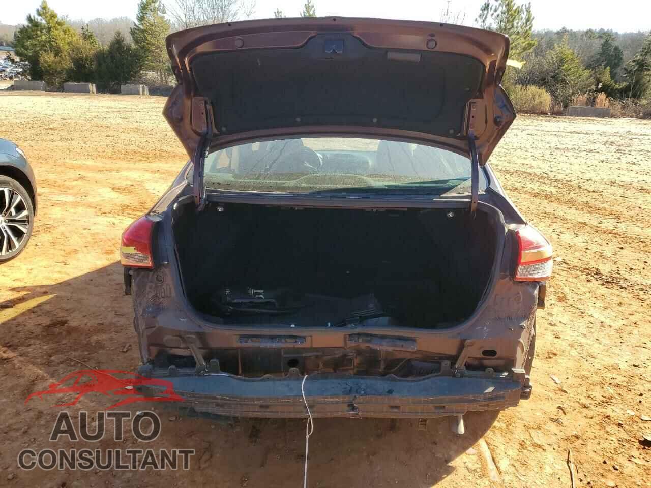 KIA FORTE 2017 - 3KPFK4A75HE012719