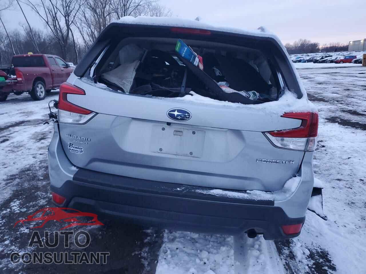 SUBARU FORESTER 2019 - JF2SKAEC6KH419715