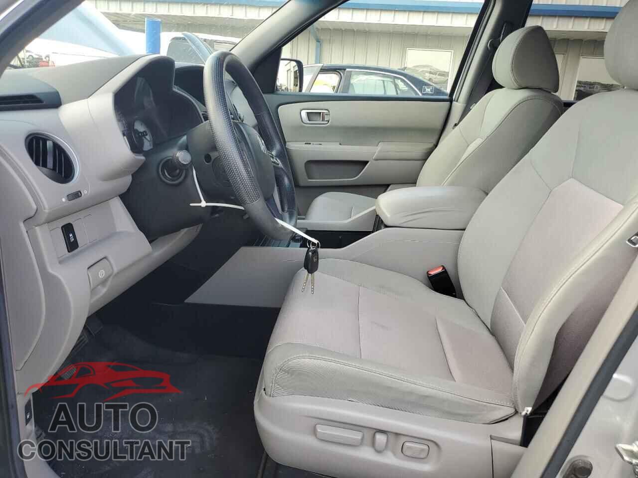 HONDA PILOT 2012 - 5FNYF3H45CB043992