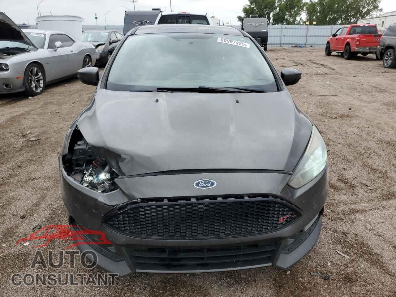 FORD FOCUS 2017 - 1FADP3L99HL250863