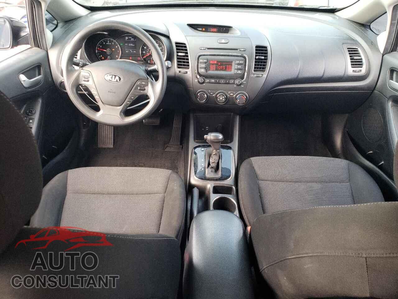 KIA FORTE 2017 - 3KPFK4A73HE149576