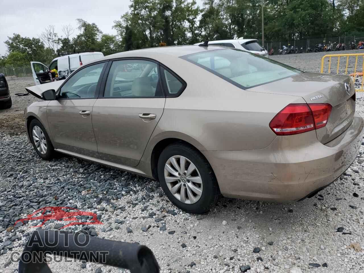 VOLKSWAGEN PASSAT 2015 - 1VWAT7A38FC058035