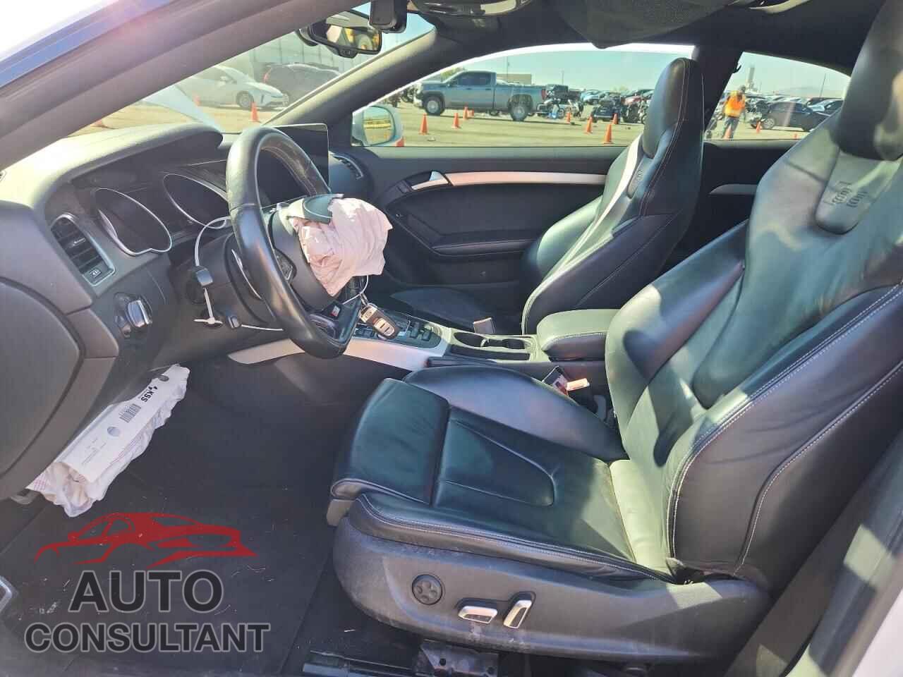 AUDI S5/RS5 2015 - WAUCGAFR4FA031501