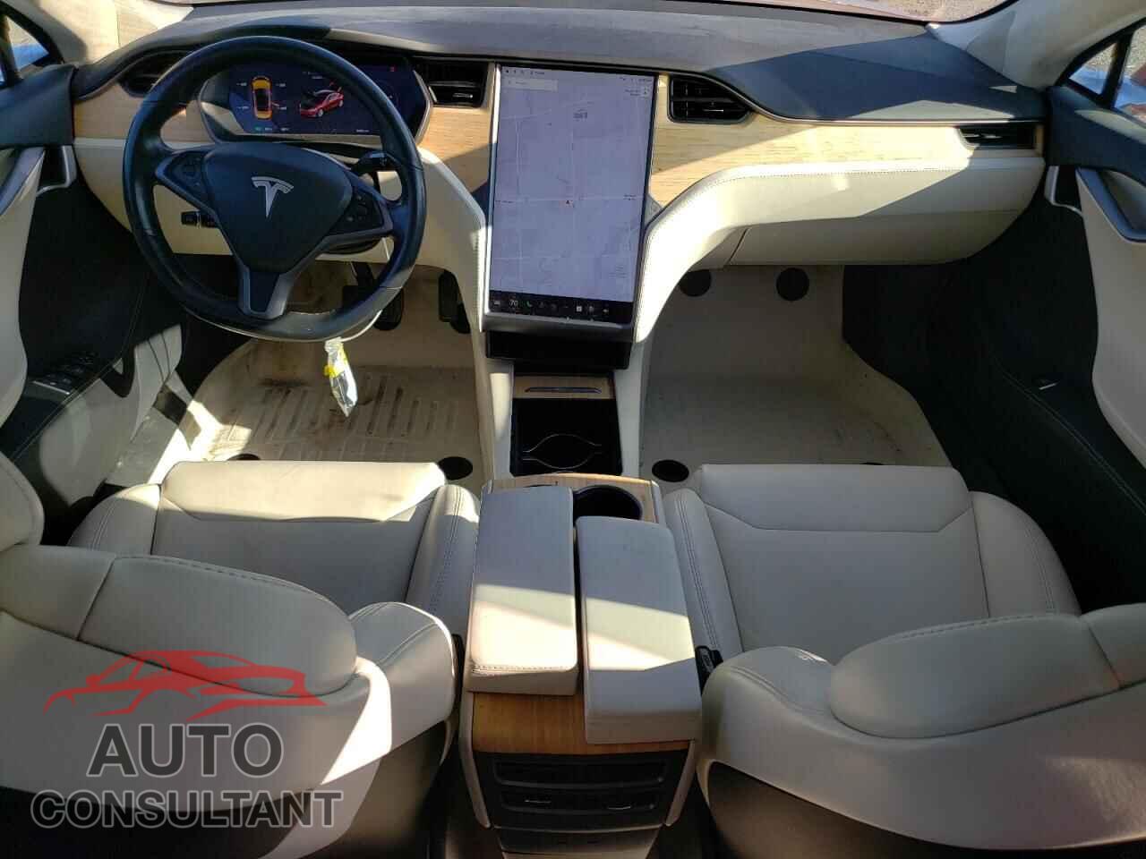 TESLA MODEL S 2018 - 5YJSA1E22JF275331