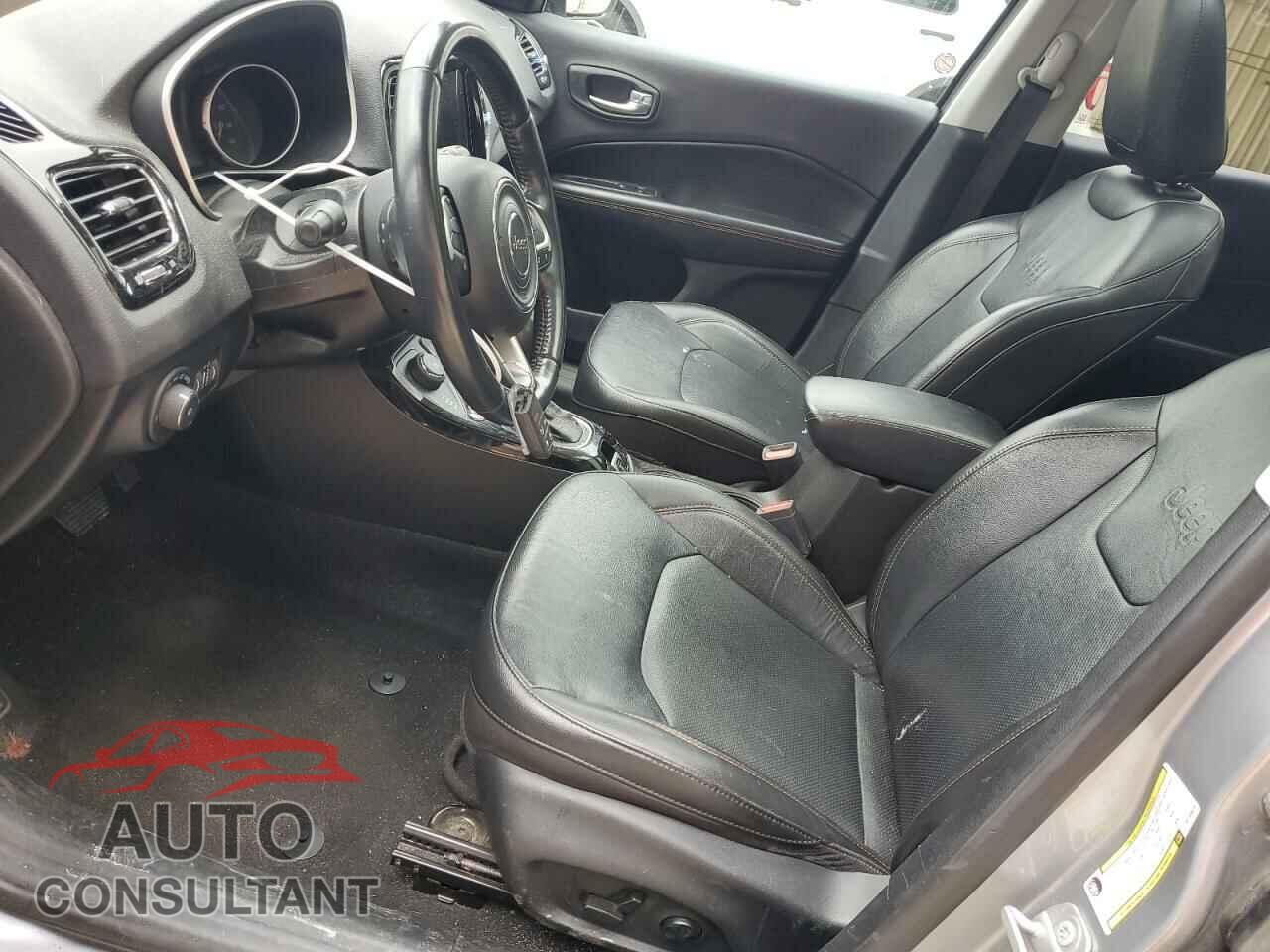 JEEP COMPASS 2021 - 3C4NJDCB5MT598876