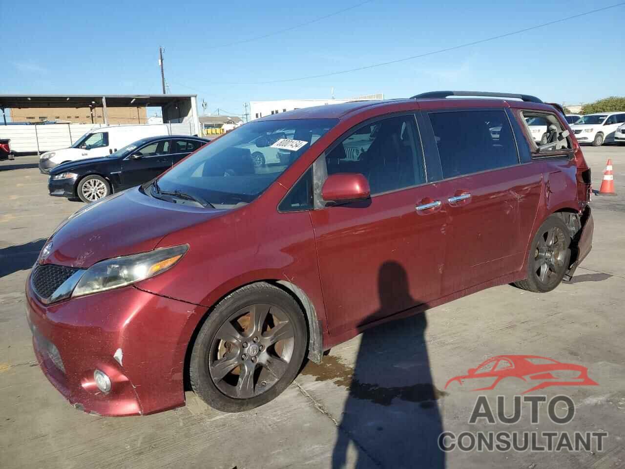 TOYOTA SIENNA 2015 - 5TDXK3DC9FS686530