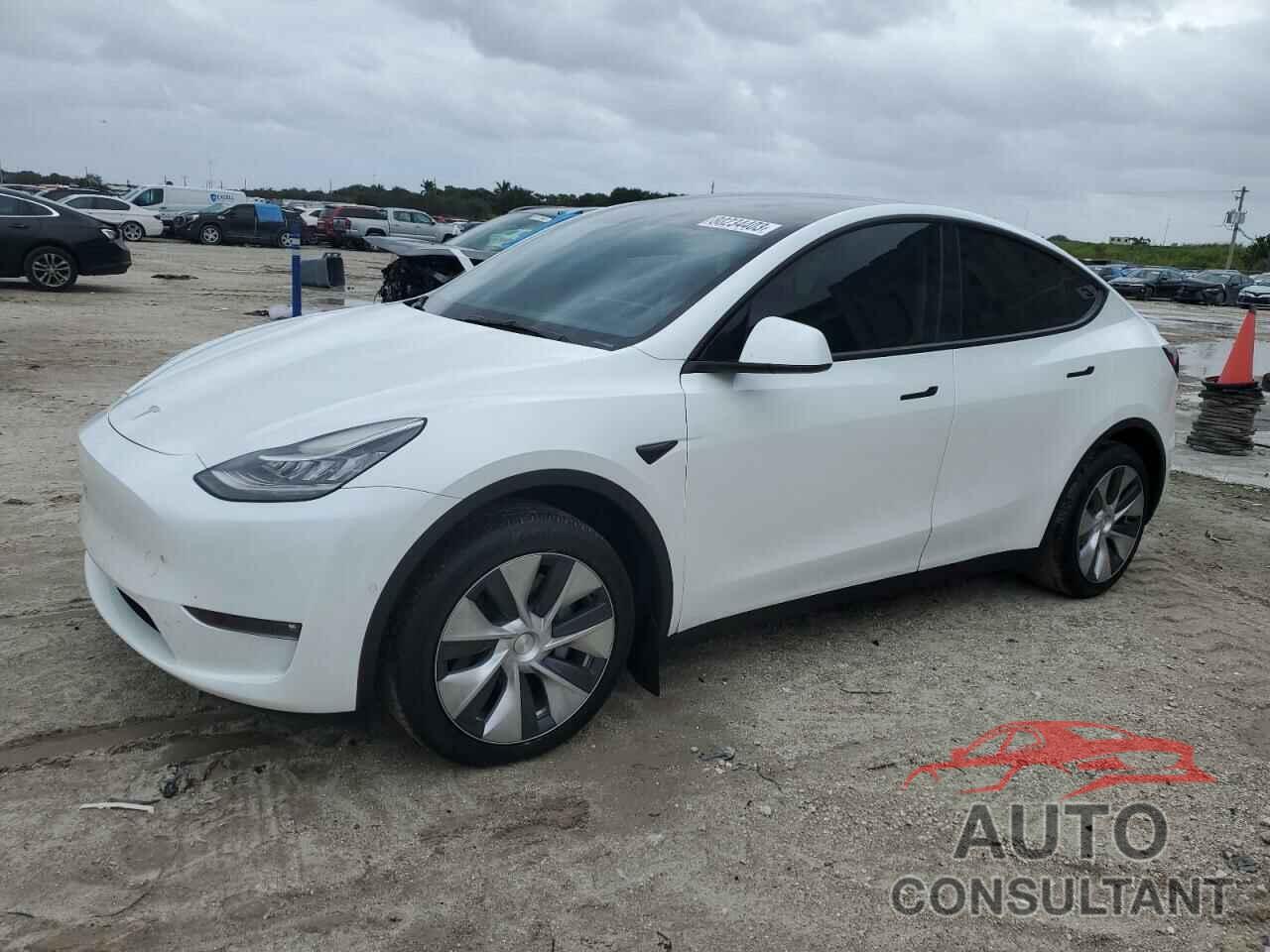 TESLA MODEL Y 2022 - 7SAYGAEE7NF392768