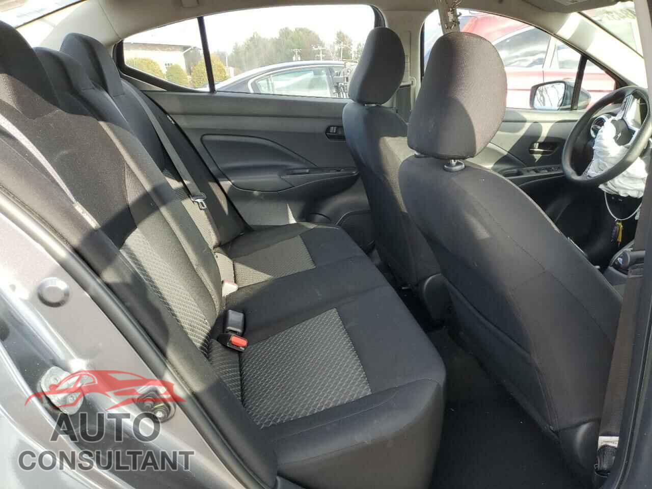 NISSAN VERSA 2021 - 3N1CN8DV2ML920064