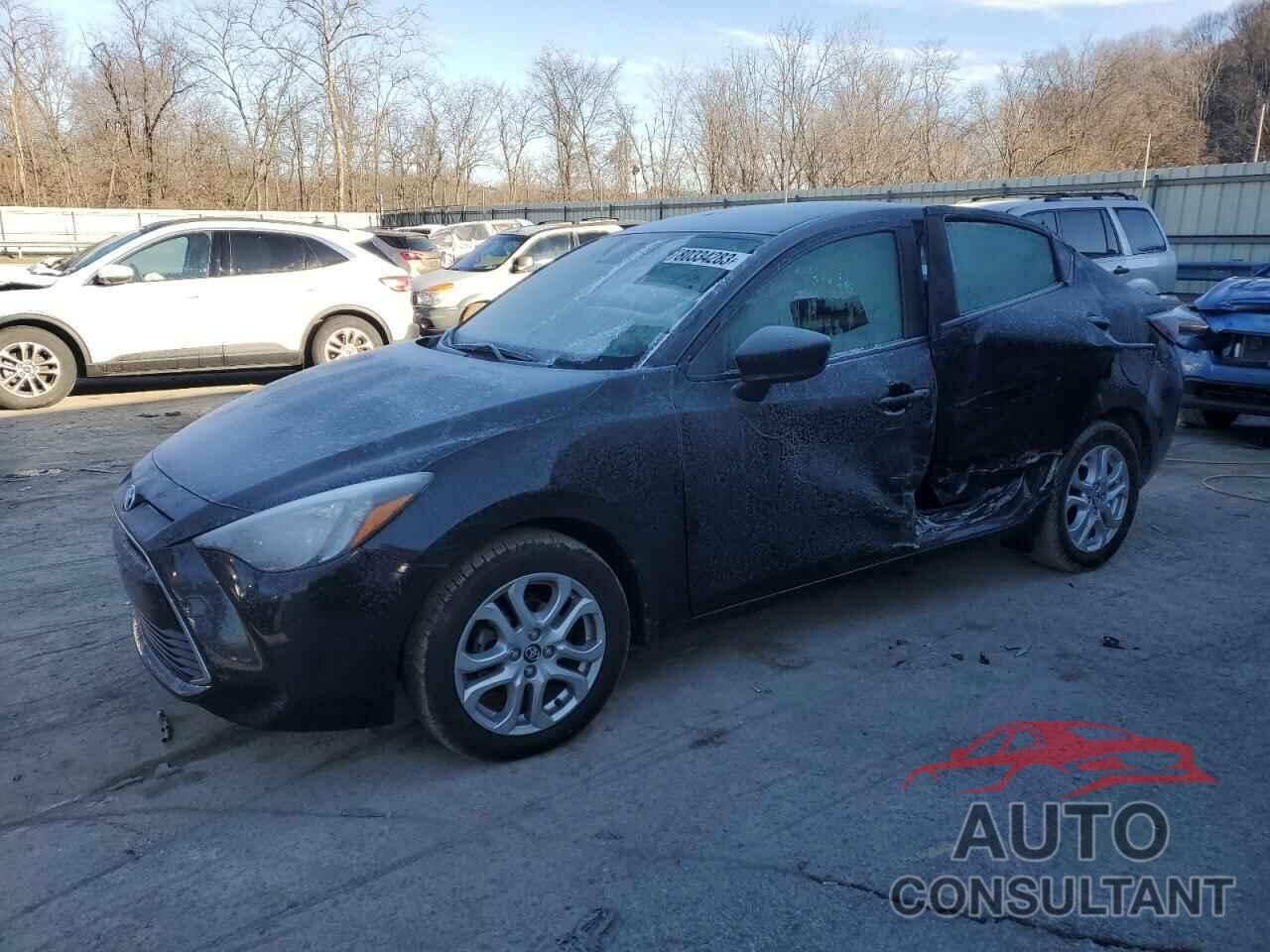 TOYOTA YARIS 2017 - 3MYDLBYV5HY188974