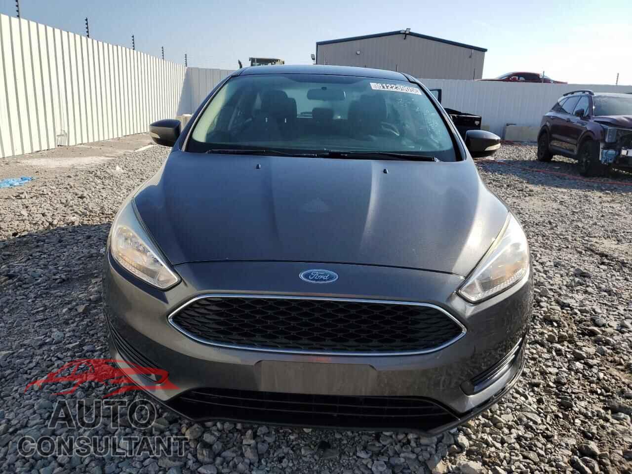 FORD FOCUS 2017 - 1FADP3K27HL232415